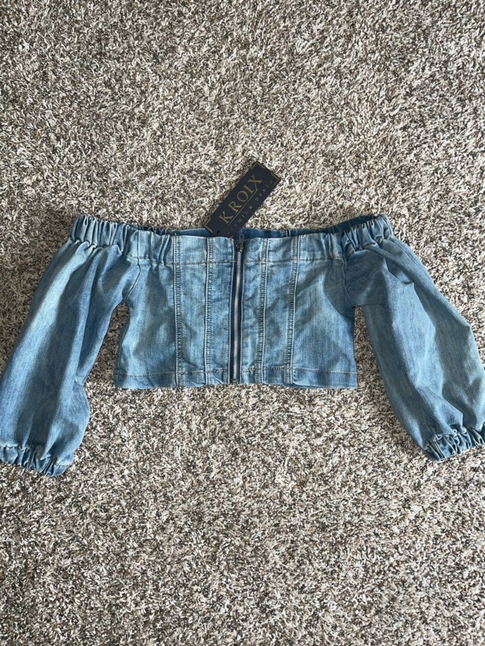 K-ROYX Off-Shoulder Denim Crop Top in Light Blue